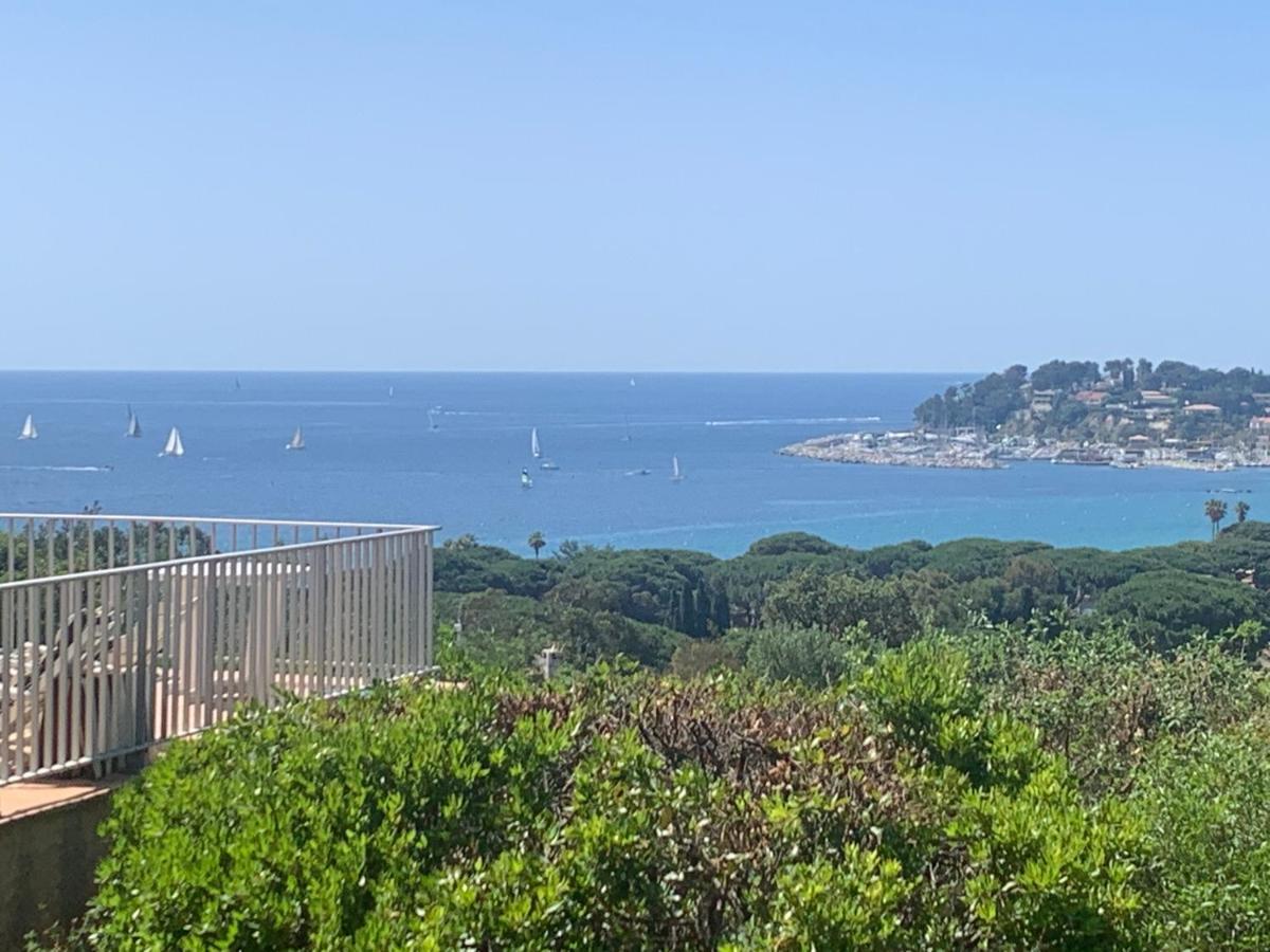 Les Citronniers - Splendide Vue Mer Acces Plage A Pieds A 5 Minutes กาวาแลร์-ซูร์-แมร์ ภายนอก รูปภาพ